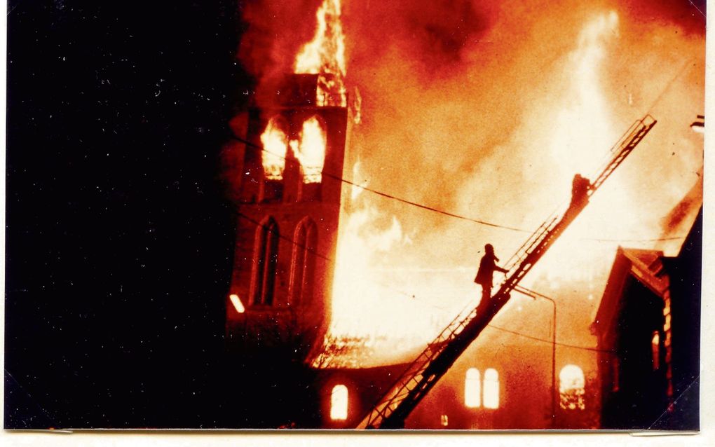 Op 3 december 1971 werd de Grote Kerk in Hilversum door brand verwoest. beeld Grote Kerk Hilversum