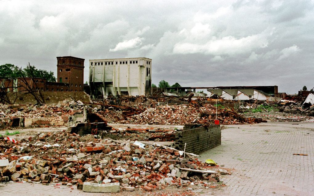 Door de vuurwerkramp op 13 mei 2000 in Enschede kwamen 23 mensen om het leven en raakten 950 gewond. Een woonwijk werd weggevaagd. beeld RD, Anton Dommerholt