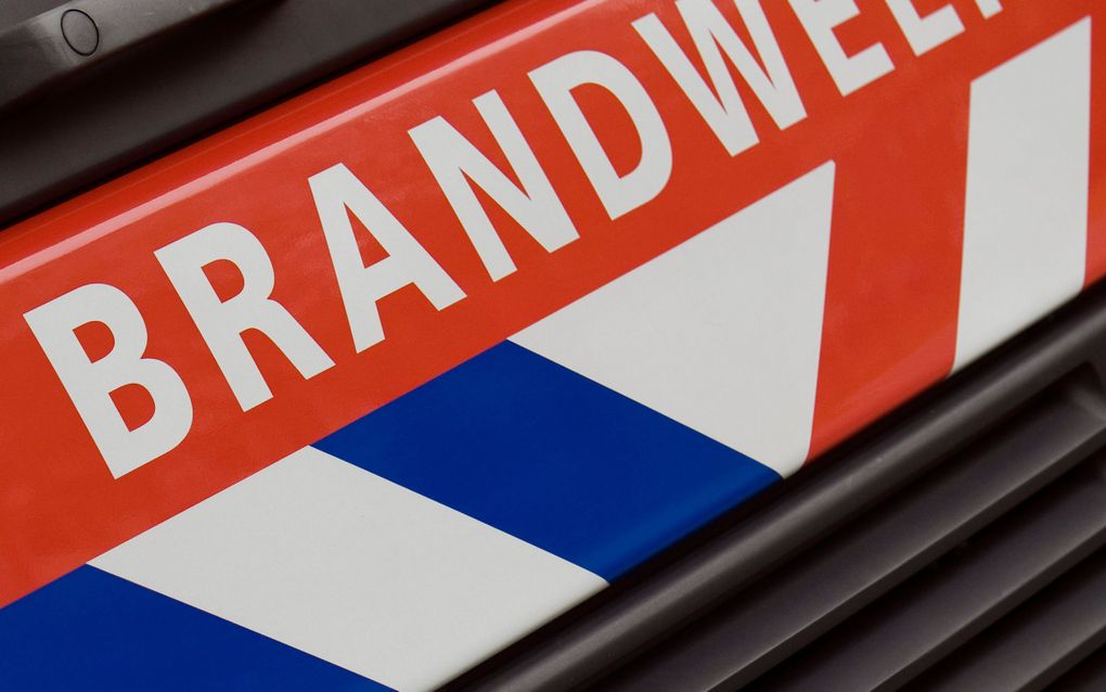 In een verzorgingstehuis in Hellevoetsluis heeft in de nacht van dinsdag op woensdag korte tijd brand gewoed. Door de rookontwikkeling kampten twee bewoners met ademhalingsproblemen en raakten vier woningen tijdelijk onbewoonbaar. Foto ANP