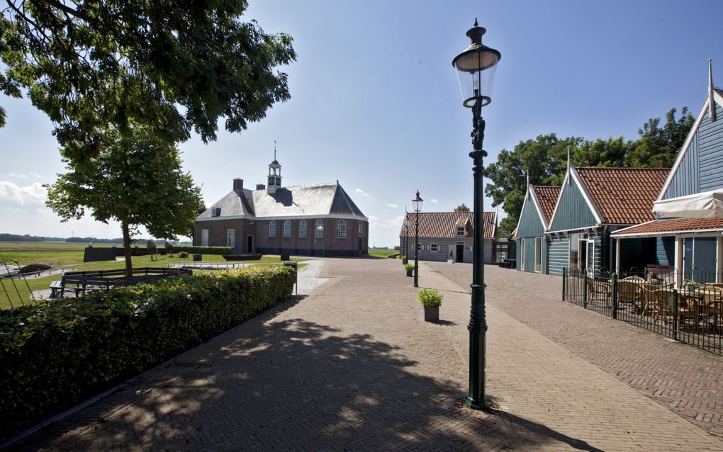 Voormalig eiland Schokland in de Noordoostpolder is werelderfgoed. Om te voorkomen dat archeologisch materiaal verloren gaat, zijn maatregelen genomen tegen verdroging van de bodem. beeld ANP,  Koen Suyk