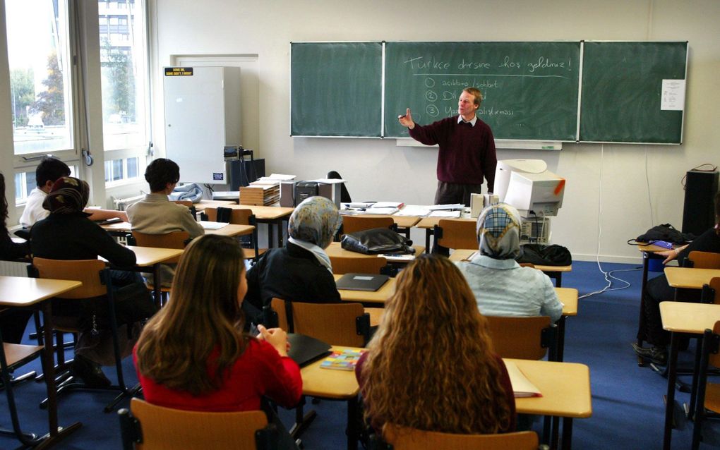 De ChristenUnie wil dat op de lerarensalarissen niet bezuinigd gaat worden. Foto ANP