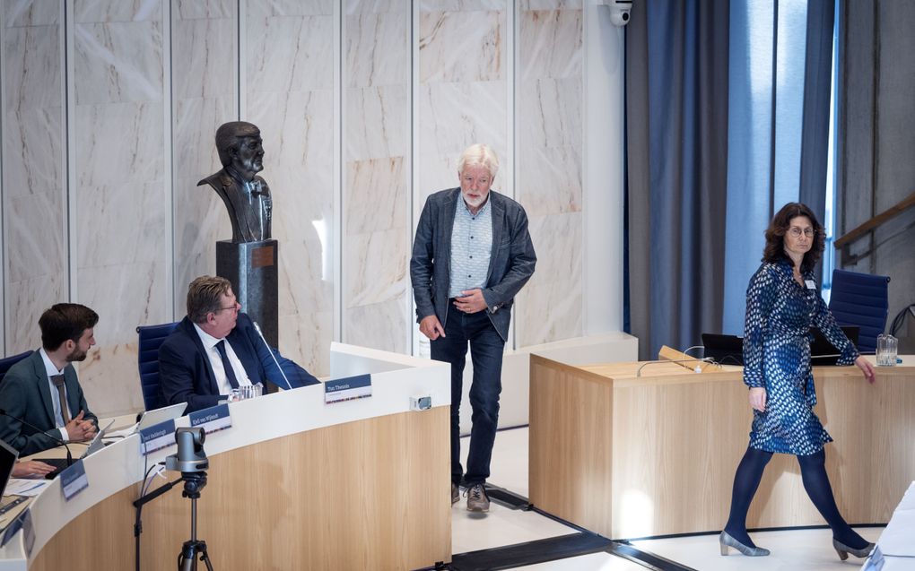 Henk Meijer, oud-programmadirecteur van de Floriade, maandagmiddag in de raadszaal van het stadhuis van Almere. De gemeente Almere leed een verlies van zeker 103 miljoen euro op het evenement. beeld ANP, Jeroen Jumelet