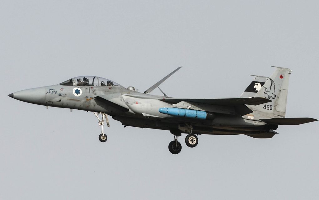 De Israëlische luchtmacht hield onlangs weer een oefening voor het aanvallen van Iraanse atoominstallaties. beeld EPA, Abir Sultan