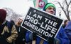 Commentatoren in de VS zeggen dat abortus weleens het sjibbolet in de verkiezingsstrijd kan worden. beeld EPA, Will Oliver