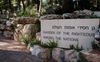 De tuin van de rechtvaardigen bij Yad Vashem, het museum over de Holocaust in Jeruzalem. beeld Sjaak Verboom