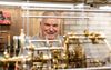 Wim Horseling vertelt maar al te graag over zijn replica van het Antikythera-mechanisme. beeld André Dorst