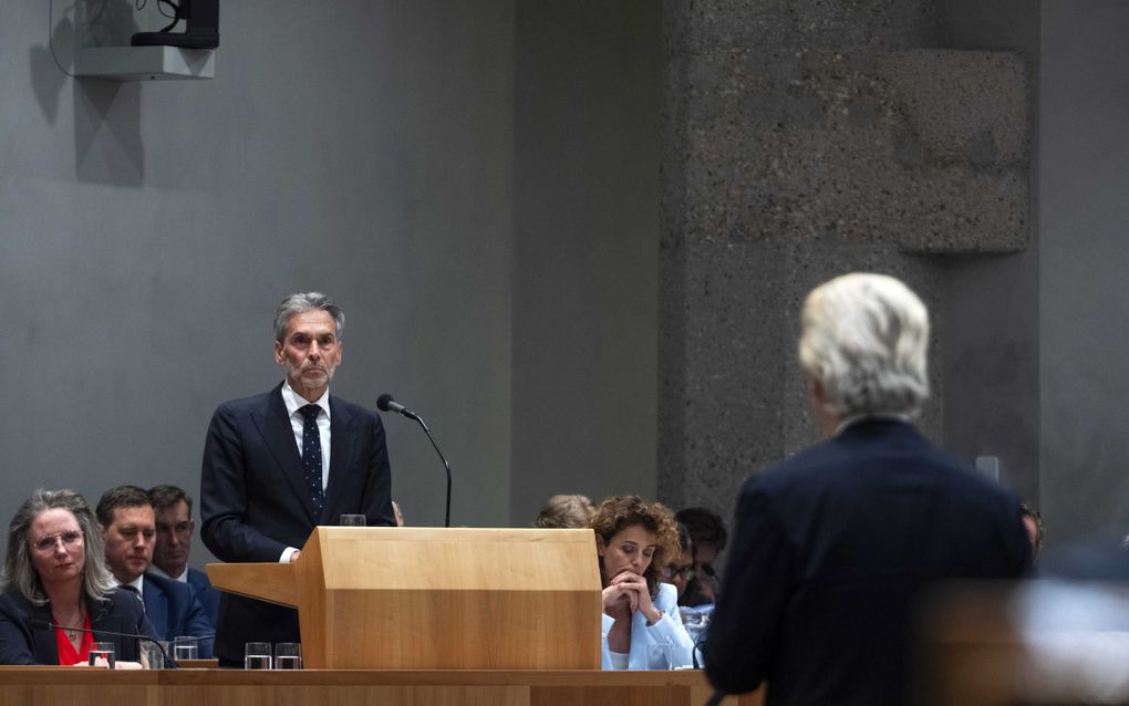 Minister-president Dick Schoof tijdens het debat over de regeringsverklaring. Het kabinet-Schoof gaat in debat met de Kamer over haar beleid voor de komende kabinetsperiode. beeld ANP, Jeroen Jumelet