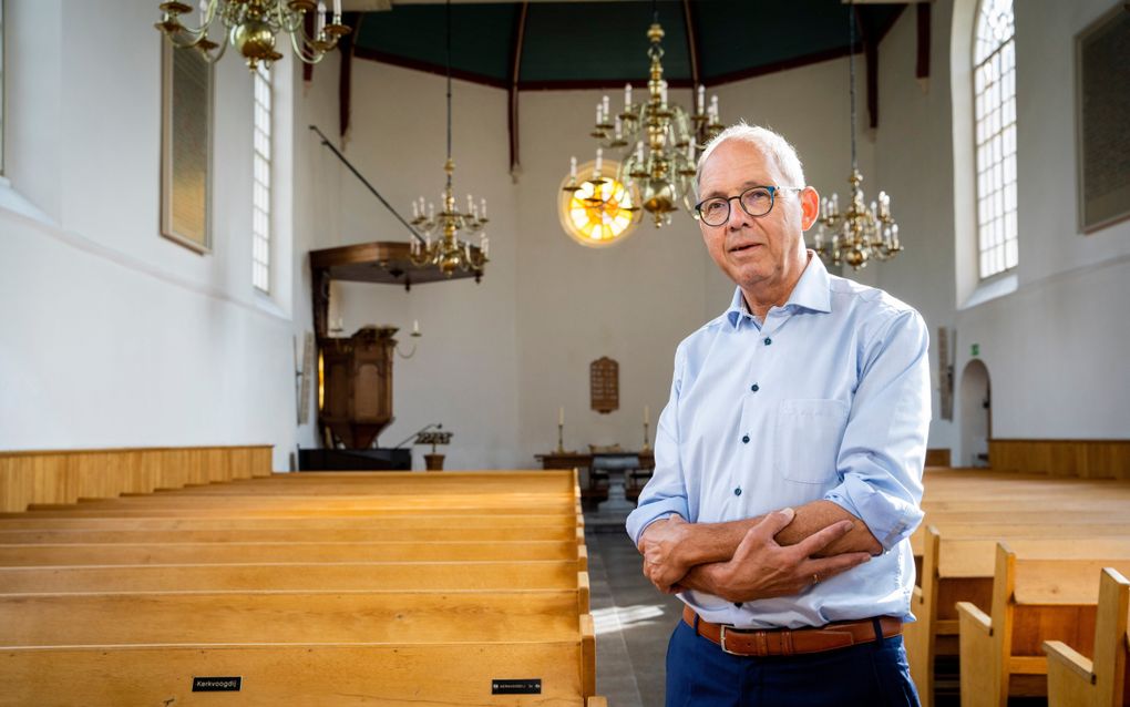 Dr. H. Klink in de hervormde kerk te Hoornaar. beeld Cees van der Wal