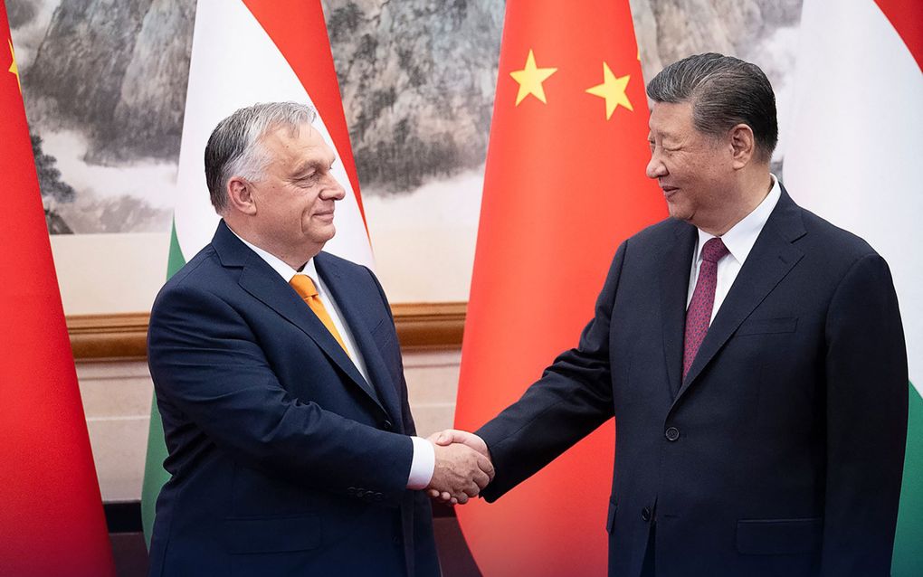 De Hongaarse premier Viktor Orbán ontmoet maandag de Chinese president Xi Jinping voor een bespreking over „kwesties van wederzijds belang”. beeld AFP/X (@PM_ViktorOrban)