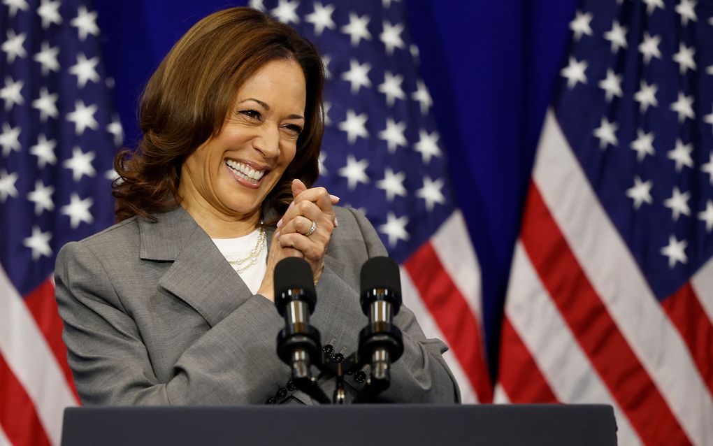 Kamala Harris gaat het naar alle waarschijnlijkheid als Democratisch presidentskandidaat opnemen tegen de Republikein Donald Trump. beeld AFP, Kevin Dietsch