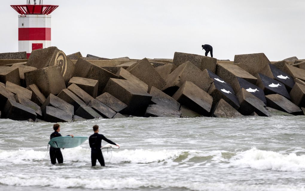 Zeeschuim bevat relatief hoge concentraties PFAS, schadelijke stoffen die slecht afbreken in het milieu. beeld  ANP, Sem van der Wal