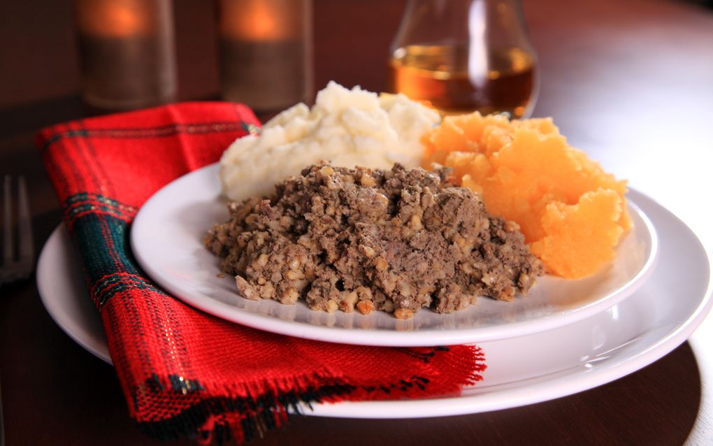 Haggis, neeps (koolraap) en tatties (aardappelpuree). beeld Getty Images