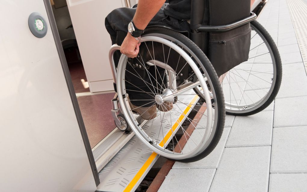 Een VN-comité buigt zich deze week over de vraag hoe het staat met de positie van mensen met een beperking in Nederland. Eerder bleek dat het openbaar vervoer niet altijd toegankelijk is. beeld Getty Images