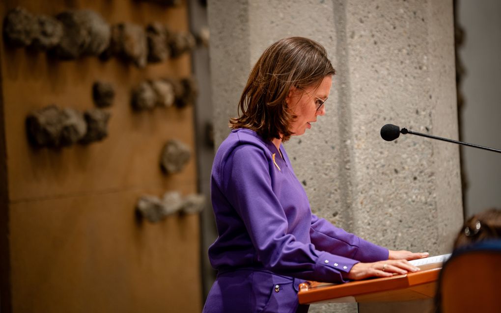 Mirjam Bikker, leider van de ChristenUnie, tijdens het wekelijkse vragenuur in de Tweede Kamer. beeld ANP, Lina Selg