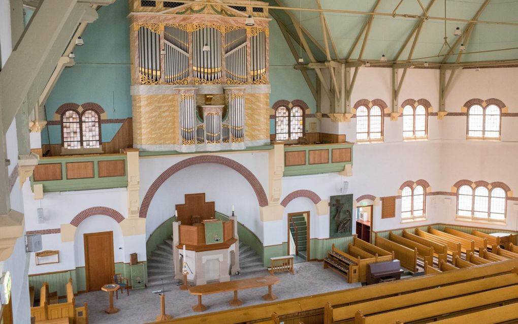 In de Oosterkerk in Aalten (foto) werd in 2021 de laatste kerkdienst gehouden. Het van oorsprong gereformeerde bedehuis, een rijksmonument, fungeert nu als het ”Oosterkerkhuis”, dat volgens zijn website „een warm thuis biedt aan mensen met een vorm van dementie, zoals de ziekte van Alzheimer of vasculaire dementie.” beeld Niek Stam