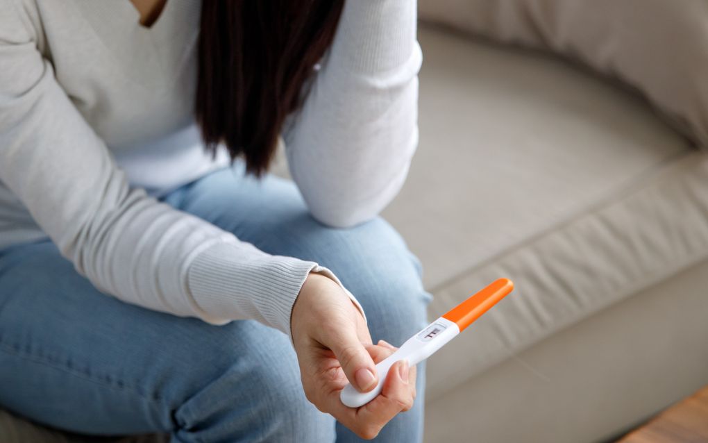 Bij een ongewenste zwangerschap beslist de vrouw over abortus. „Als vader blijf je ook altijd aan je ongeboren kind verbonden”, zegt Jaap, die niet achter de keuze van zijn partner stond. beeld Getty Images, Aleksandr Rybalko