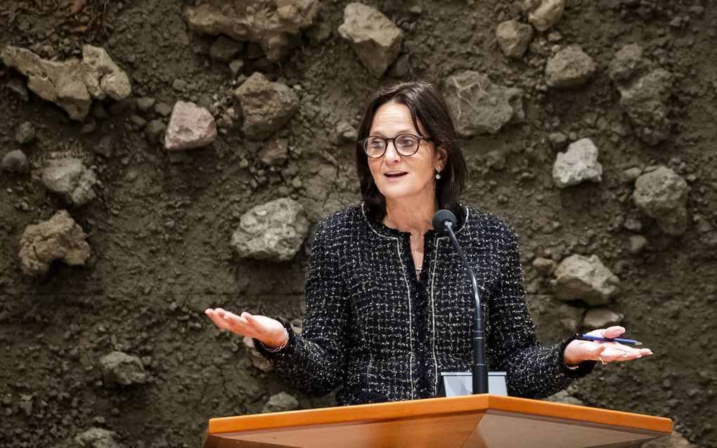 Nicolien van Vroonhoven (NSC) tijdens de tweede dag van de Algemene Politieke Beschouwingen. beeld ANP, Sem van der Wal