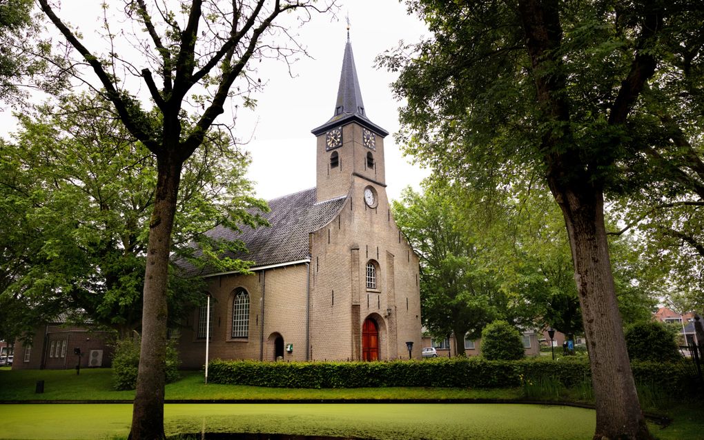 Kerkgebouw van de hervormde gemeente in Nieuw-Beijerland. beeld Dirk Hol