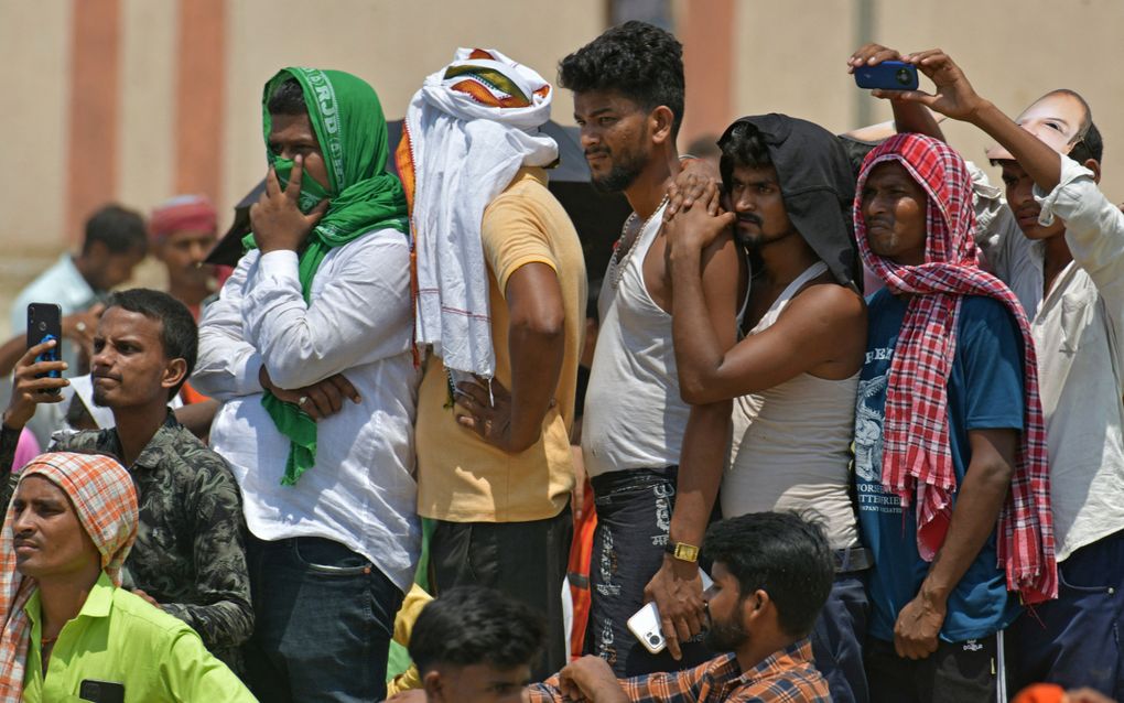 Aanhangers van Indiase politieke oppositiepartijen tijdens een verkiezingsbijeenkomst in de deelstaat Bihar, eind mei dit jaar. beeld AFP, Sachin Kumar