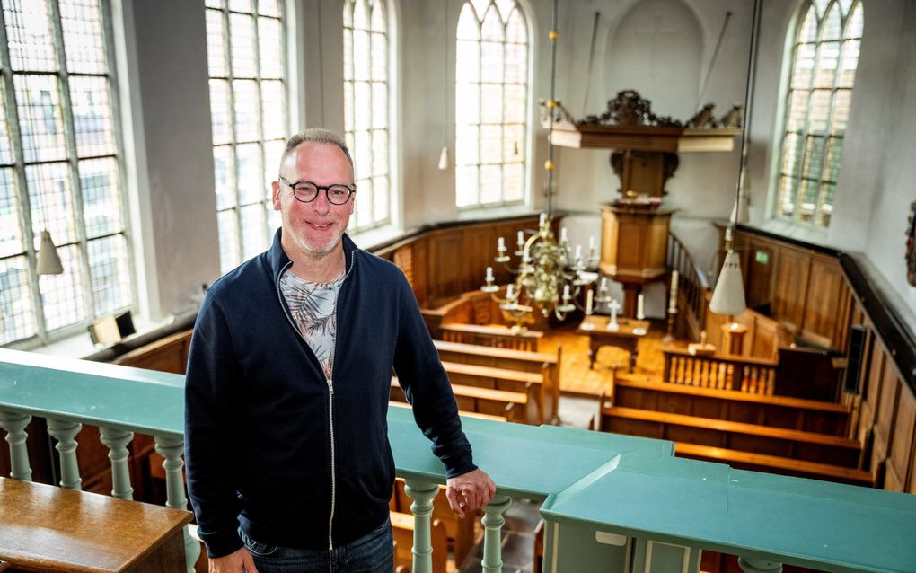 Arjan Bos was elf jaar koster van de lutherse gemeente in Gouda. beeld Cees van der Wal