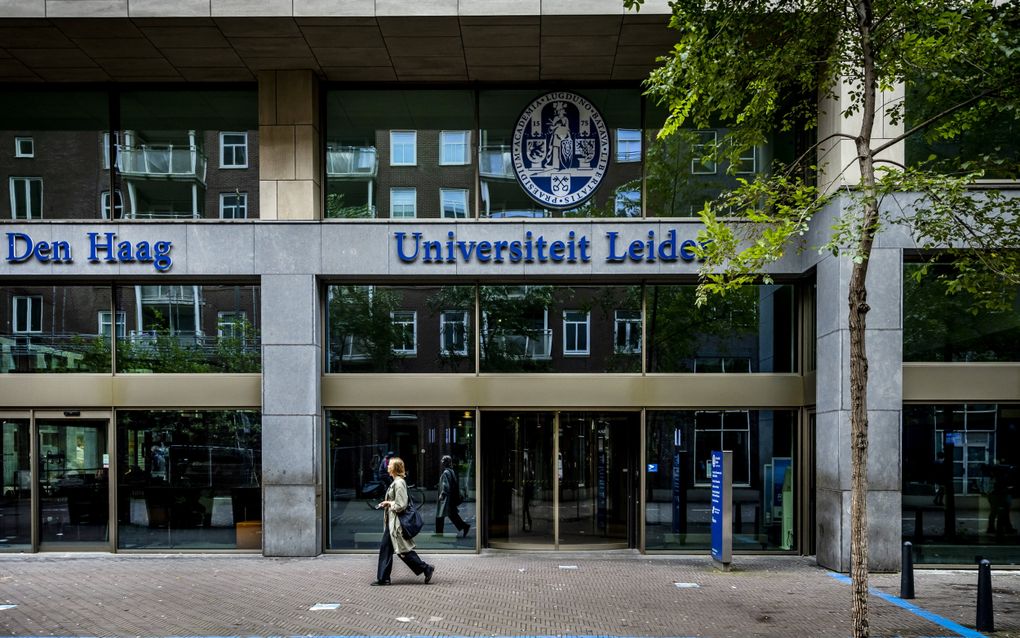 Exterieur van een gebouw van de Universiteit Leiden, locatie Den Haag. beeld ANP, Remko de Waal