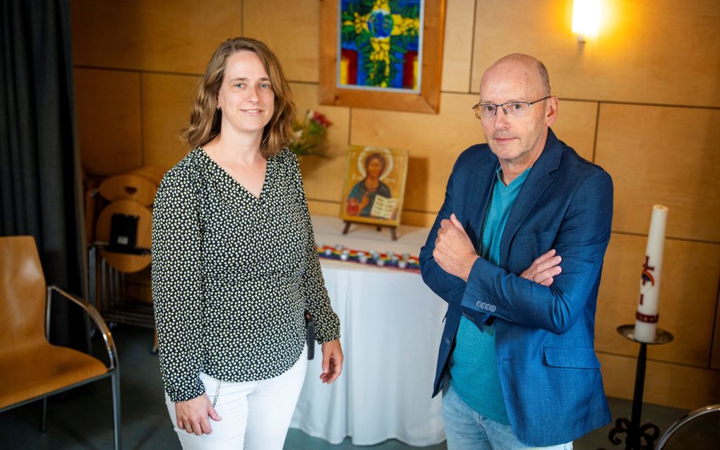 Geestelijk verzorgers Martine en Marius in de stilteruimte van tbs-kliniek De Kijvelanden. beeld Cees van der Wal