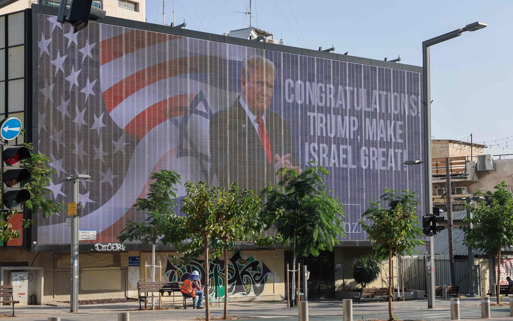 Felicitaties voor Donald Trump in de Israëlische stad Tel Aviv. beeld AFP, Jack Guez