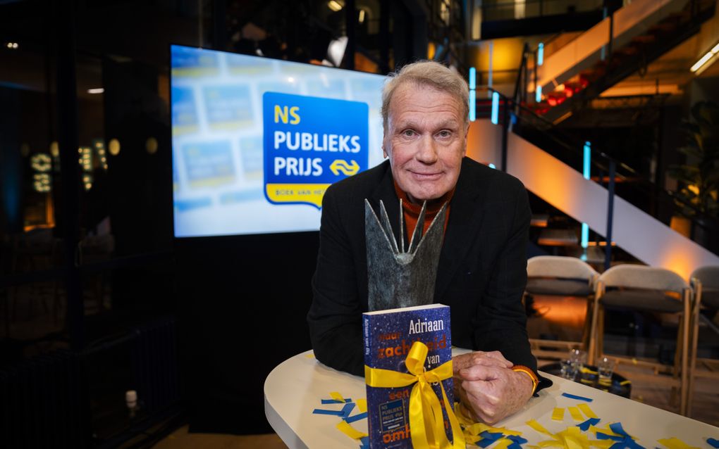 Adriaan van Dis is de winnaar van de NS Publieksprijs. beeld ANP,  JEROEN JUMELET