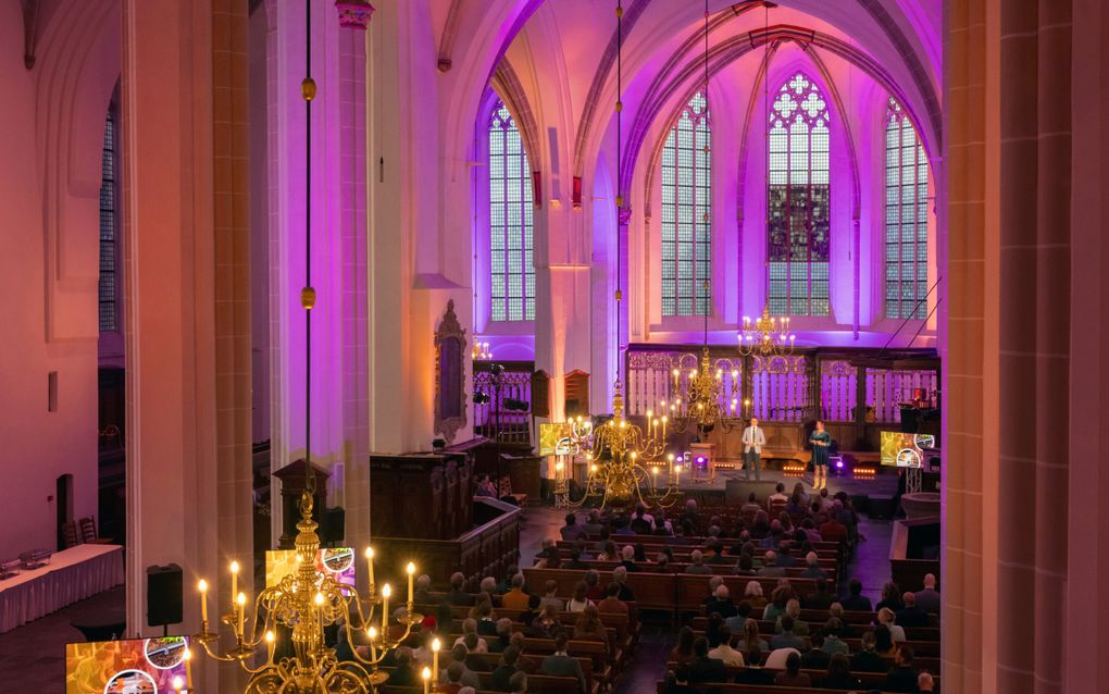 De jubileumbijeenkomst van IFES Nederland vond plaats in de Jacobikerk in de Domstad. beeld Ruben Schipper