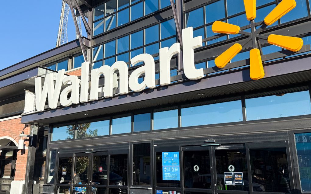 Filiaal van Walmart in de stad Washington. Walmart is de grootste werkgever in de VS. beeld EPA, Will Oliver