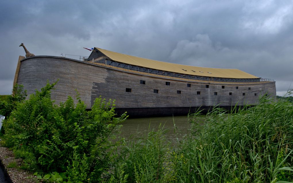 De replica van de Ark van Noach van initiatiefnemer Johan Huibers aan de Stadswerf in Dordrecht. beeld ANP, ED OUDENAARDEN 