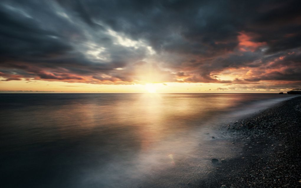 „Als je in een systeem vol met leugens en bedrog opgegroeid bent, moet je léren wat waarheid is. God is licht en geen duisternis. Het gevolg van Zijn licht in ons leven is goedheid, rechtvaardigheid en waarheid (Efeze 5:8 en 9).” beeld iStock