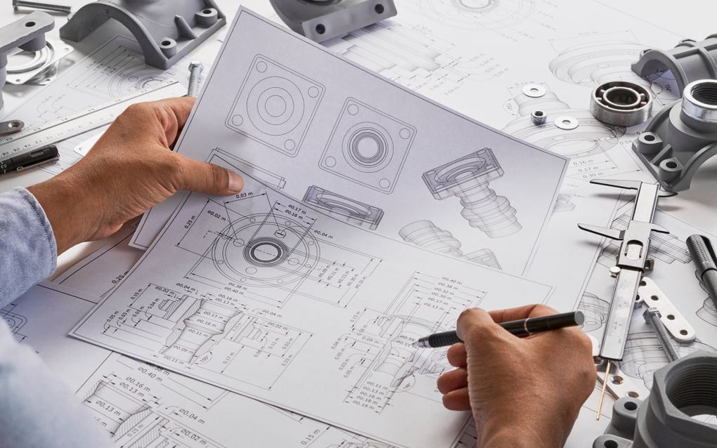 Een technisch mechaniek zoals een automotor, moet in een keer goed zijn ontworpen, met alles op de juiste plaats om te kunnen functioneren. Op een analoge manier kunnen ook niet-reduceerbare structuren in de natuur niet ontstaan via willekeurige, uiterst kleine stapjes. beeld iStock