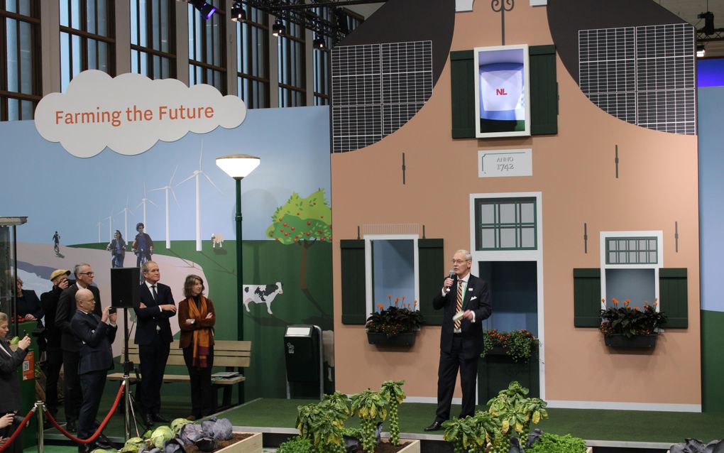 De Nederlandse staatssecretaris van Landbouw, Jean Rummenie (rechts) spreekt tijdens de officiële opening van het Nederlands Paviljoen op de grootste land- en tuinbouwbeurs van Europa, de Grüne Woche in Berlijn. beeld ministerie van Landbouw, Visserij, Voedselzekerheid en Natuur