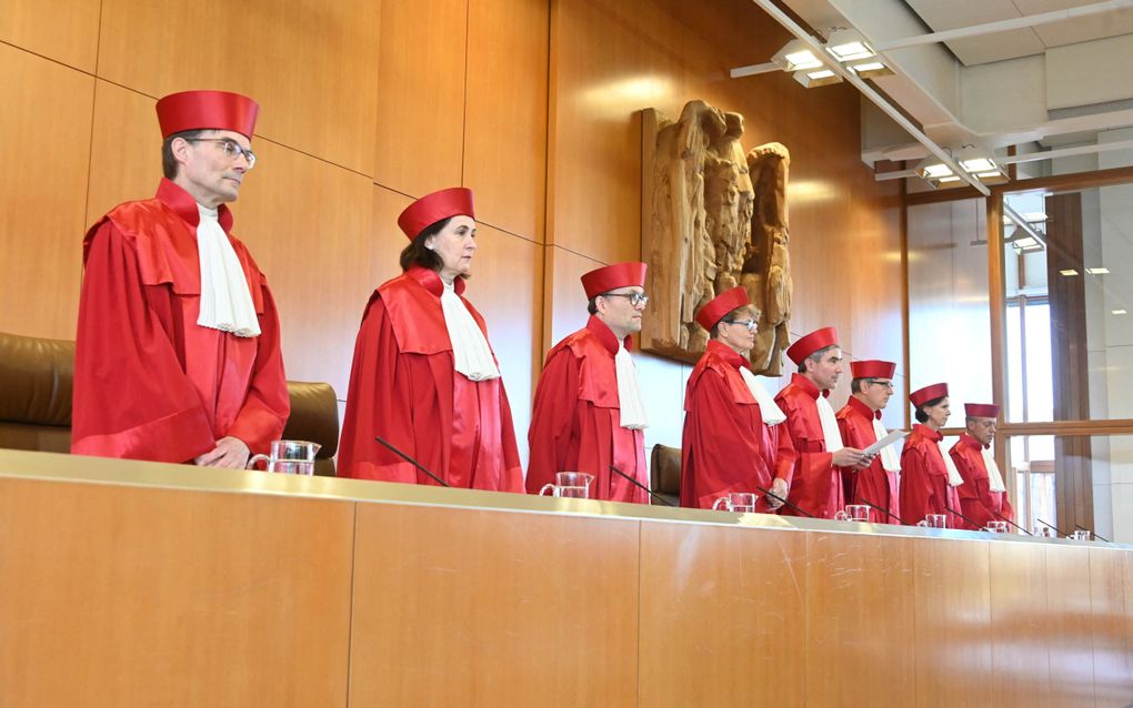 Het enthousiasme in politiek Den Haag om te komen tot een constitutioneel hof in ons land is nog niet zo groot. Op de foto de rechters van het Bundesverfassungsgericht, het grondwettelijk hof in Duitsland. beeld AFP, Uli Deck