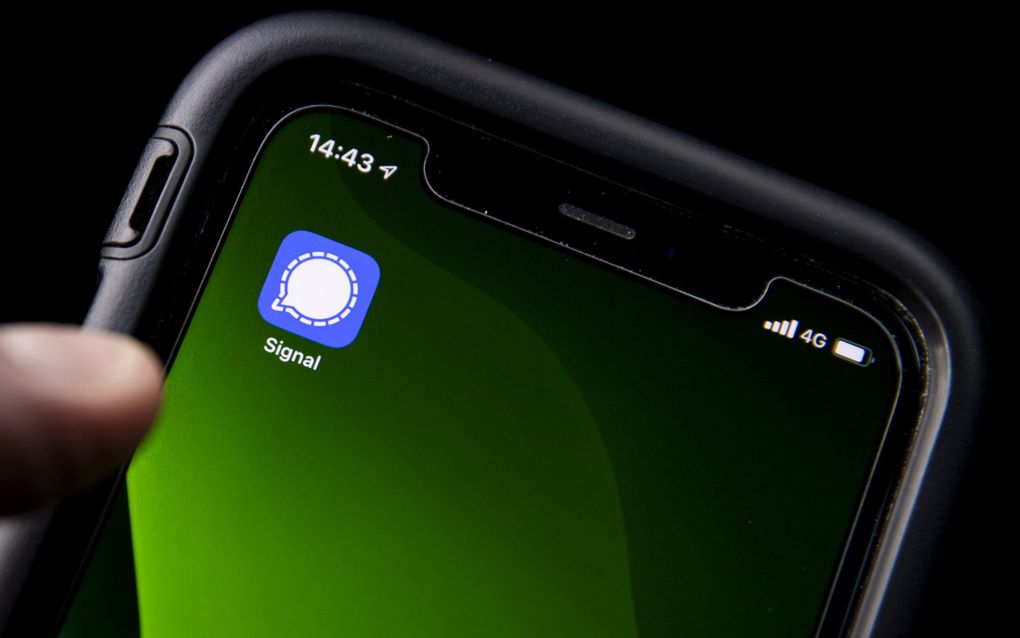 De app van Signal op een smartphone. beeld ANP, Koen van Weel