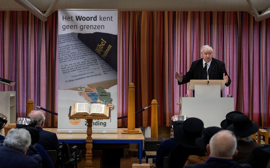 De Balkanzendingsdag, zaterdag in de Pieter Zandt Scholengemeenschap te Kampen, trok ongeveer 250 mensen. beeld Freddy Schinkel