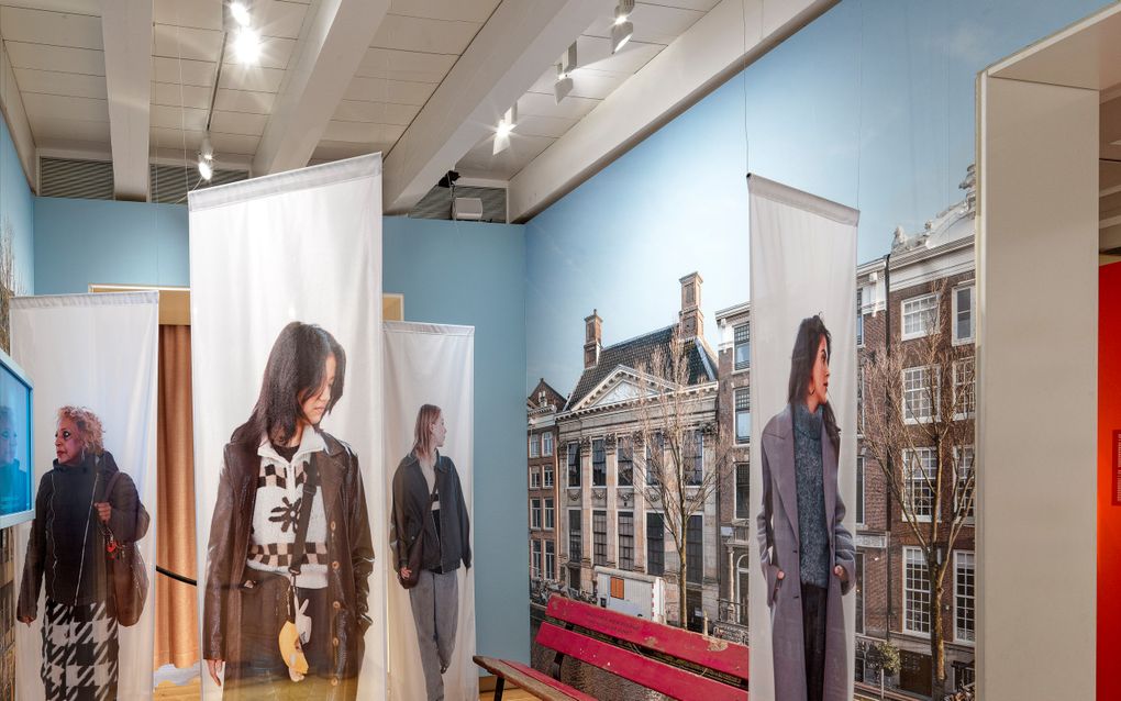 Het Amsterdam Museum belicht vanaf vrijdag de situatie van dak- en thuislozen in de hoofdstad, die vaak ervaren dat mensen van hen wegkijken. beeld Gert Jan van Rooij