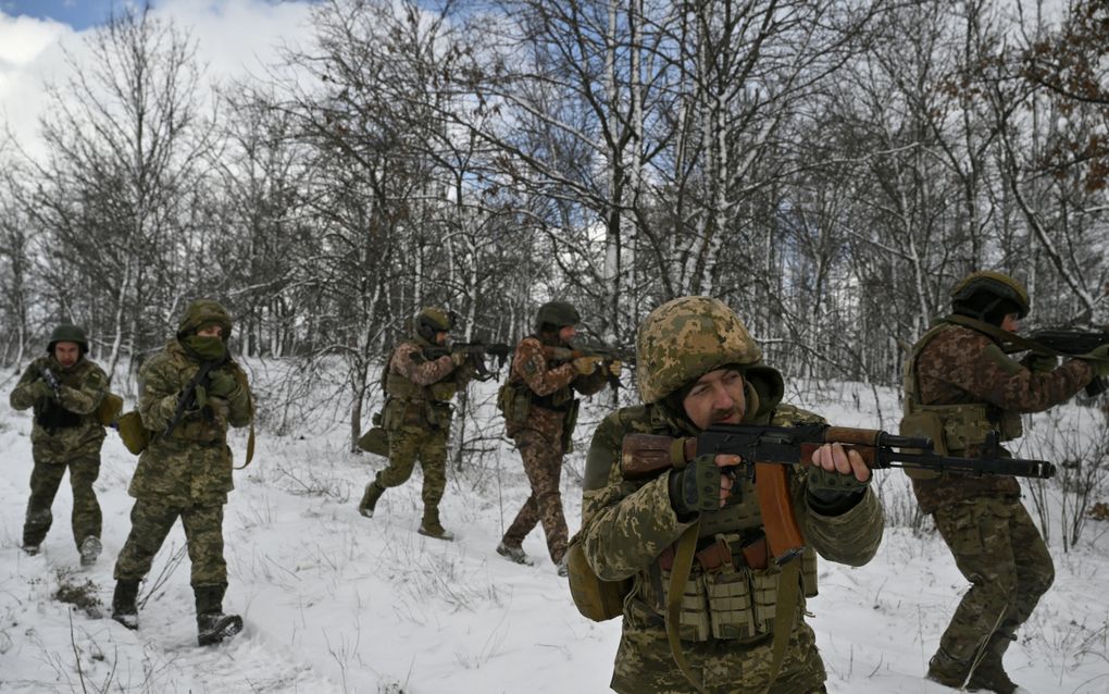 Oekraïense soldaten tijdens een oefening. beeld AFP, Genya Savilov 