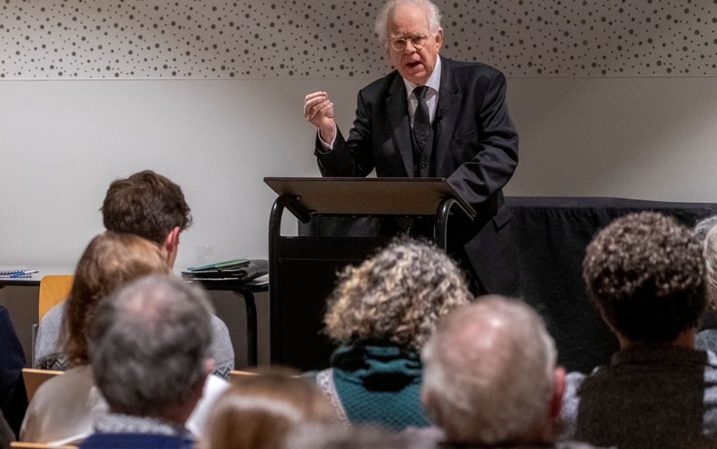 Ds. Meeuse sprak donderdagavond op een interkerkelijke bezinningsavond in Arnemuiden over Jacobus Koelman. beeld Dirk-Jan Gjeltema