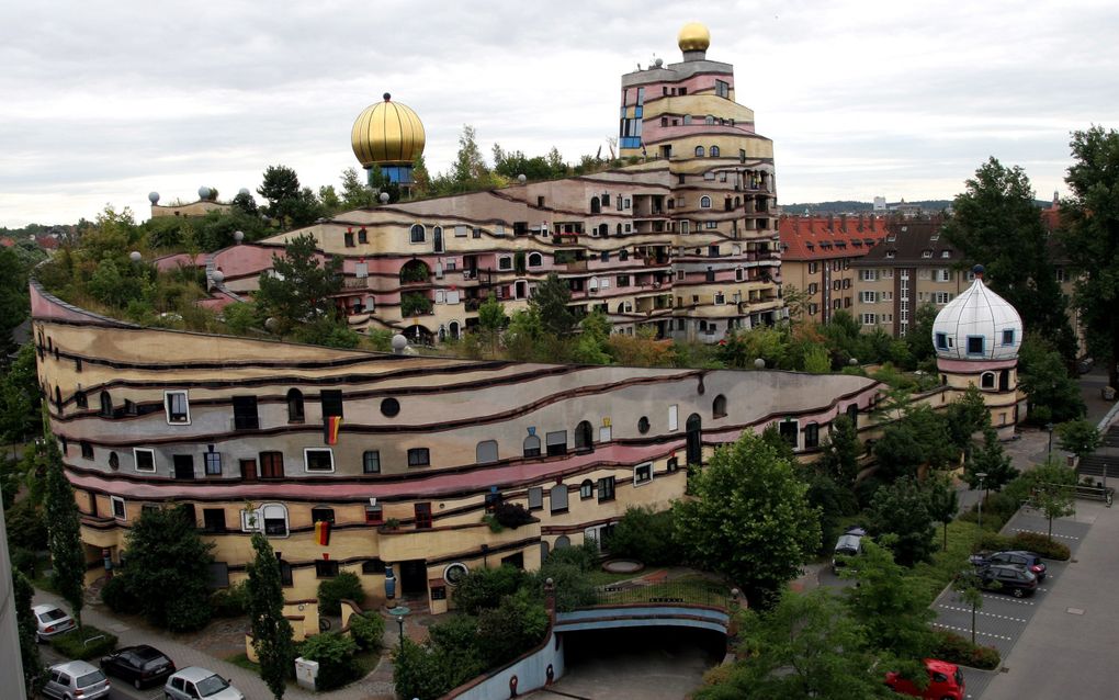 Bijzondere gebouwen in Darmstadt, ontworpen door architect en schilder Friedensreich Hundertwasser. beeld RD