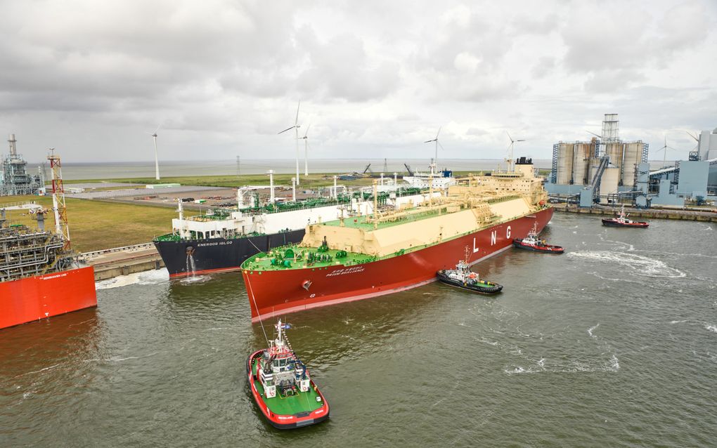 Op dinsdag 11 juni 2024 meerde de 100e lng-tanker aan bij EemsEnergyTerminal in Eemshaven. beeld EemsEnergyTerminal