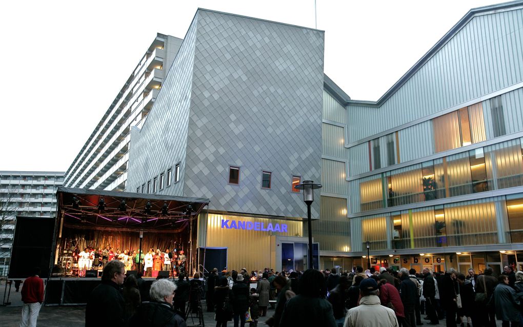 In 2007 verrees in de Bijlmer het kerkverzamelgebouw De Kandelaar. beeld RD