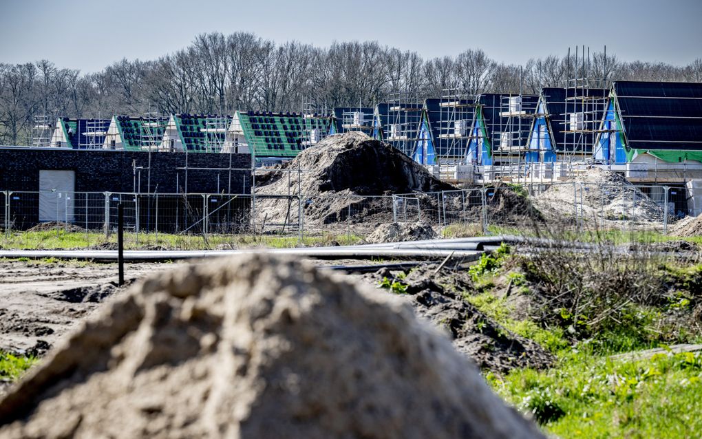 Bouwwerkzaamheden in de wijk Akkerlanen in Waalwijk. beeld ANP, Robin Utrecht