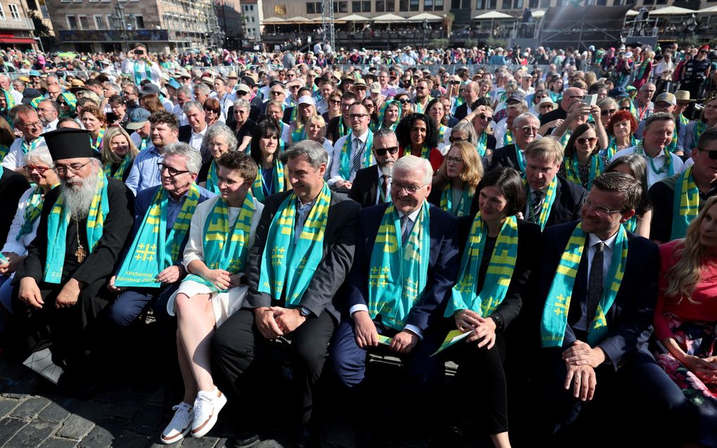 Openingsceremonie van de vorige Kerkendag in juni 2023. beeld EPA, Anna Szilagyi