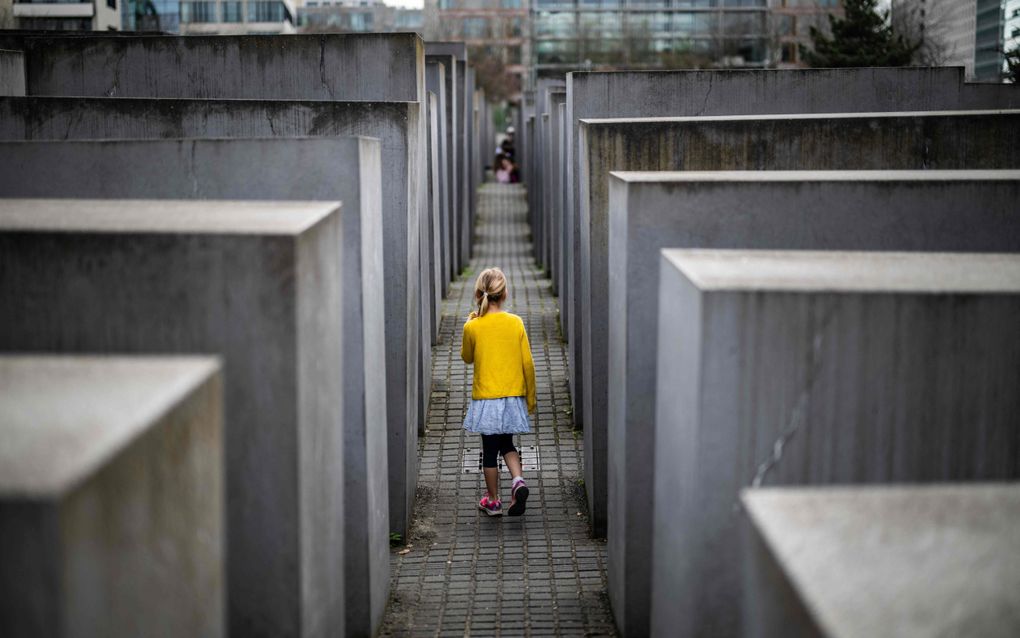 Holocaustmonument in Berlijn. beeld AFP, John MACDOUGALL