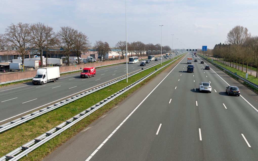 De A12 gaat van Veenendaal richting Utrecht ruim negen dagen dicht voor noodzakelijk groot onderhoud. beeld Paul van Baardwijk