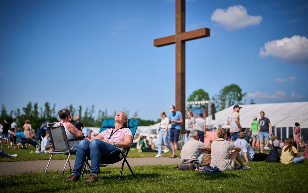 „Op het christelijk erf vinden in een razendsnel tempo verontrustende verschuivingen plaats. Ook bij Stichting Opwekking worden die helaas steeds concreter en zichtbaarder.” Foto: pinksterconferentie Opwekking in 2024. beeld ANP, Phil Nijhuis