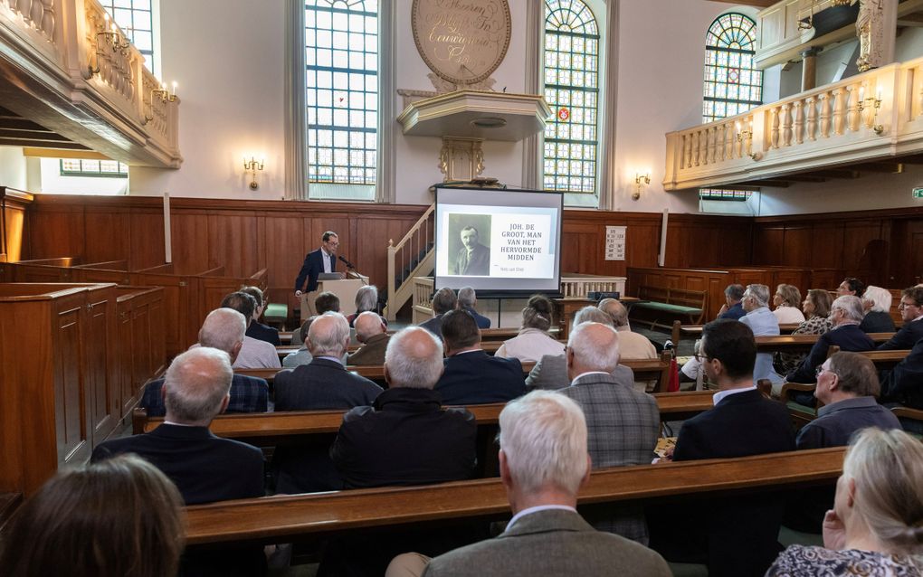 Dr. Niels van Driel sprak vrijdag in de Lutherse Kerk in Utrecht over ds. Johannes de Groot (1886-1942), die behoorde tot de ethisch-orthodoxe richting in de Nederlandse Hervormde Kerk. beeld Erik Kottier