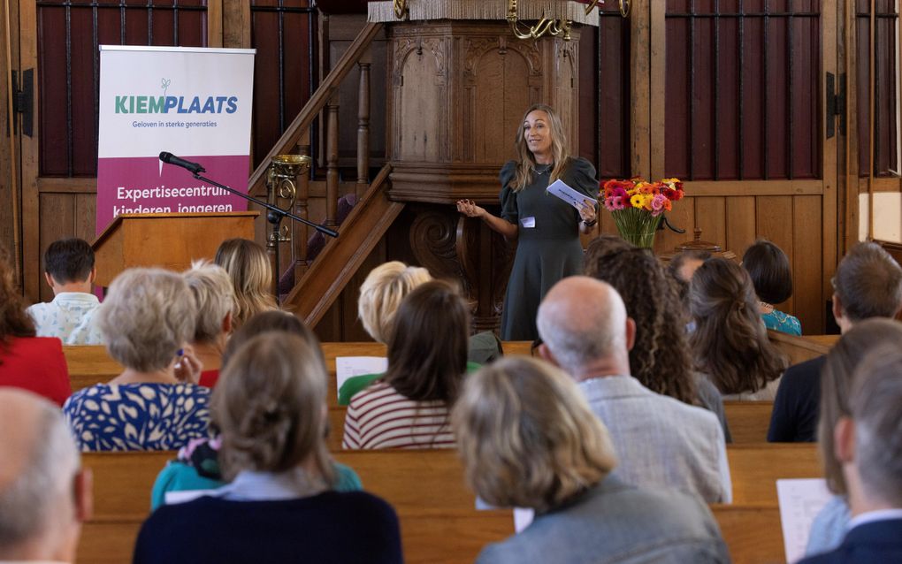 In de hervormde kerk in Westbroek werd donderdag KiemPlaats gelanceerd. Een van de oprichters is Nelleke Plomp (foto). beeld Erik Kottier